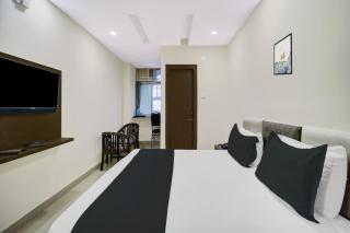 SPOT ON HAPPY PLACE HOTEL & RESORT - 1