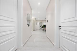 Modern 2BR Apartment in King Salman Area NZL277 - 5