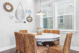 Prominence 30A - Lucky Old Sun - 3