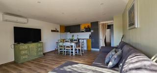 Duo de Mini-villas, gîtes chaleureux & vue mer - 9