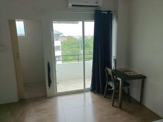 Comfy Hotels Share Bathroom คอมฟี่ โฮเทล ห้องน้ำรวม ซอยกิ่งแก้ว 31ก - 1