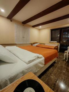 Qilimcha's Guesthouse-Art Museum - 9