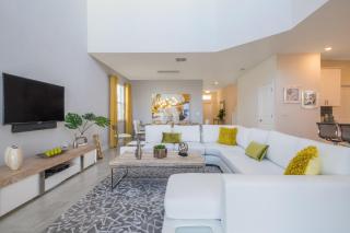 1581AM VILLA 5 BED/5 BA (SANITIZED) - 9