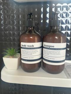 Comfy Hotels Share Bathroom คอมฟี่ โฮเทล ห้องน้ำรวม ซอยกิ่งแก้ว 31ก - 7