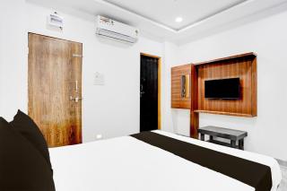 Super Hotel O Varad 7/12 Beer Bar & Lodging room - 2