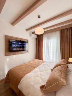 Twenty-five peaks apartment with garage - 1