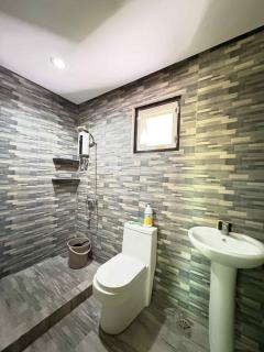 Malibu A Residence SM Lanang SMX nearby House 4 BR - 6