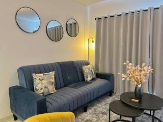 Leafy Lux Apartment - 1