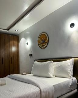 Spacious 3BR Garki Apartment Near Hospital Aso Rock - 0