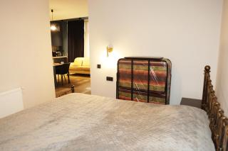 Italian-Style House in the Heart of the City - 1