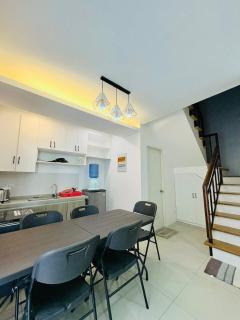 Elegant 4 BR Edelweis Diamond Heights near Airport - 9