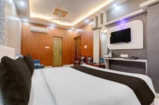 Townhouse OAK R R Palace - 0