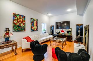 Stay Near DC! Group Getaway with Easy Metro Access - 8