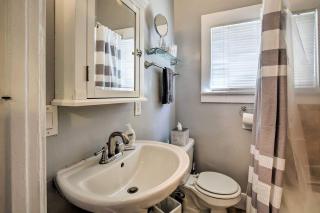 Cozy Apt W Patio Bankers Hill SD - 3