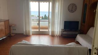 Beachfront apartment near the beach - 9