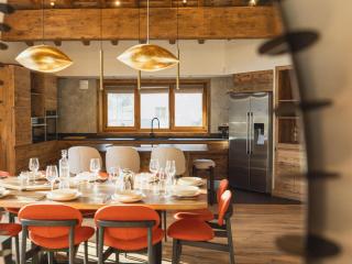 Chalet d'exception aux 3 Vallées, 14 pers, jacuzzi, sauna - FR-1-452-399 - 2