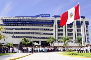 Casa en el Medio de todo Estacion tren Angamos - 1