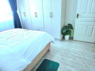 Embakasi Modern Elegant 2 br Urban Escape with Scenic Balcony by Lameg - 9