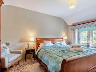 4 bed in Calver PK939 - 1