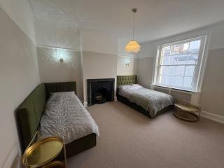 Elegant 3BR Duplex St Johns Wood - 8