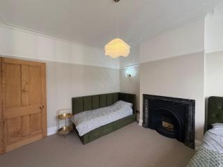 Elegant 3BR Duplex St Johns Wood - 4