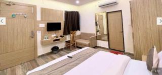 Townhouse Mahamrityunjay Dwar Ujjain Formerly Hotel Prakash - Ujjain - 5