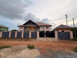 Stadium Haven Hotel - 3