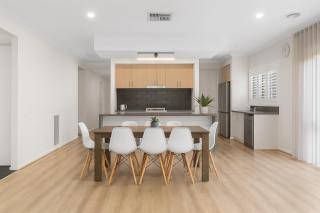Beautiful Modern Home Minutes from Bendigo CBD - 6