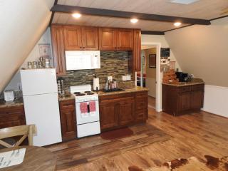 Historic Gold Town Loft A-Frame 1 Bedroom with sofa sleeper WIFI - 4