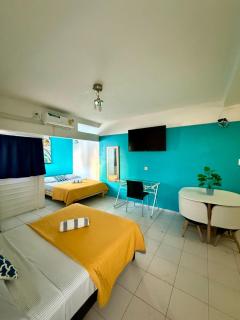 Brisa Marina Suites - Atras de Playa regatas y Malecon - 9
