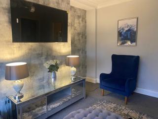 3BR Sleeps 6 Free Parking Near Glasgow City Centre - 5