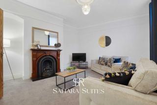Stylish 4BR Newcastle Home - Contractors & Families - Parking - 6