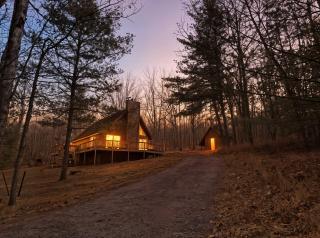 Family-Friendly Home w Hot Tub Fire Pit Games - 2