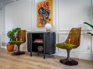 Plano Elegance Retreat with 4 Bedrooms - 5