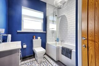 Cosy 2 Bedroom Flat Near Westcliff On Sea Beach & Hamlet Court Road - 9