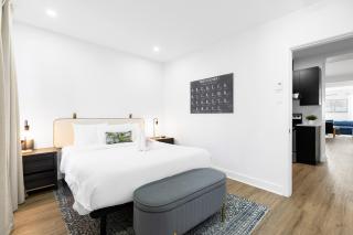 Boutique 4BR Luxury Residence 2 Floors Mile-End St-Laurent - 8