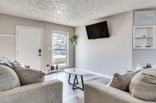 4 Mi to the Speedway Peaceful and Snug Home with Yard - 7