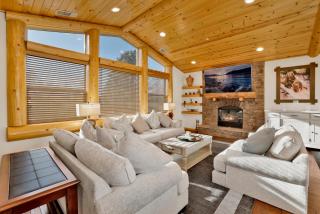 Morning Star Log Cabin at Big Bear Ultra-Modern Castle Glen Mountain Chalet - 9