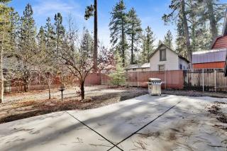 Crystal Pines at Big Bear Lake Walk to Boulder Bay Park Family-Friendly Retreat - 5