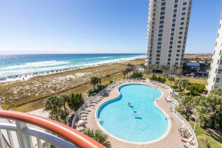 Relaxing beachfront retreat - 8