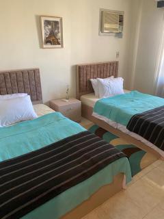 2 bedroom furnished apartment in Rehab 2 - 7
