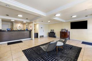 Motel 6 Las Vegas, NV - Strip - 5