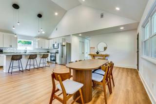 Less Than 1 Mi to Downtown Pensacola Quiet Home with Yard - 4