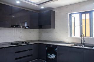 EndlessLight Sea & City View Suite - 8