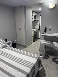 Apartaestudio cómodo y central - Cali - 2