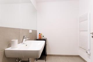 Luxury Ground Floor Apartment - 2