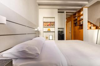 Borgo Cavour Santi40 - 1