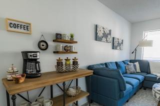 Renegade 236 - 3 minute walk to FSU - 4