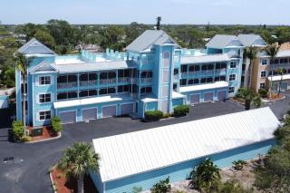 New Bright and fully stocked near Beach - 5