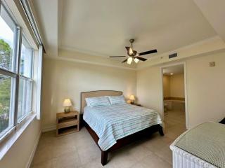 New Charming FL Condo & Fast Wi-Fi - 7